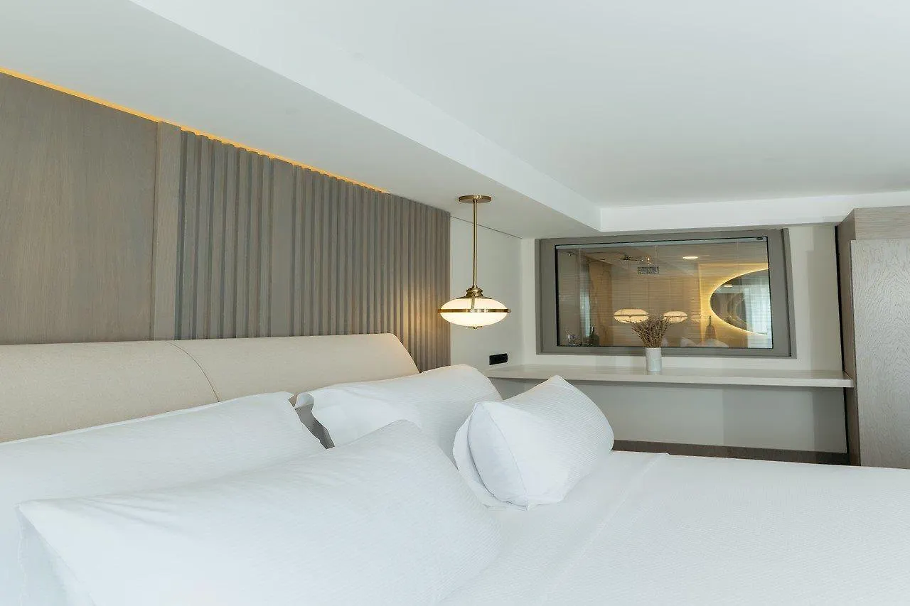 Astrid Hotel 古穆斯卢克