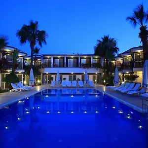 2* Hotel Catamaran